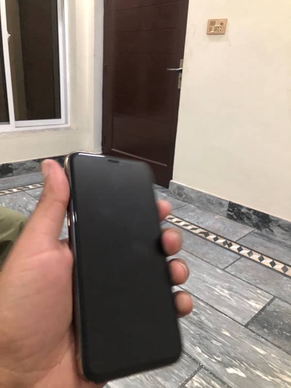 iphone 11 pro pta aproved 3