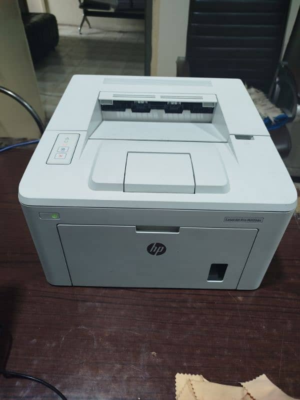 Hp Laser jet M203 dn 2