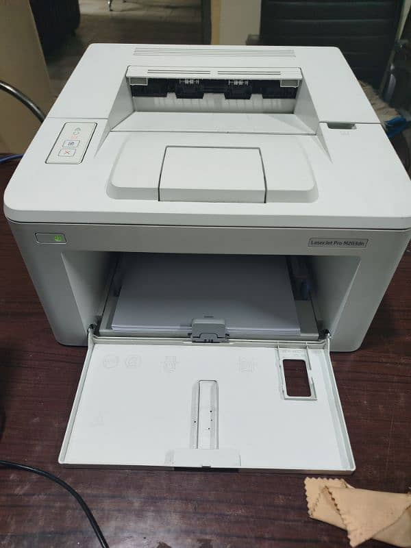 Hp Laser jet M203 dn 3