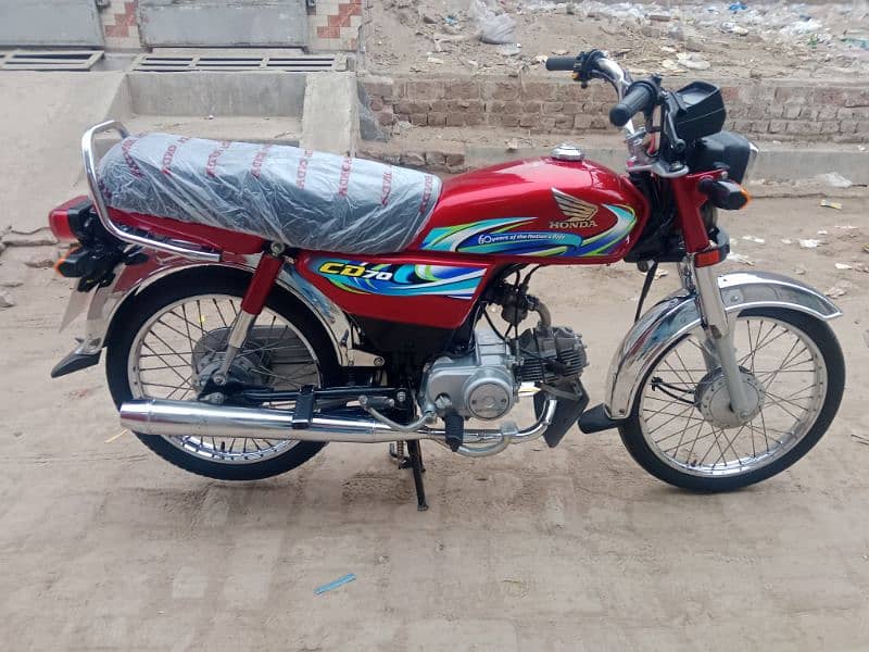 Honda CD 70 motorcycle for sale model 2024//03057210160//03456561380 4