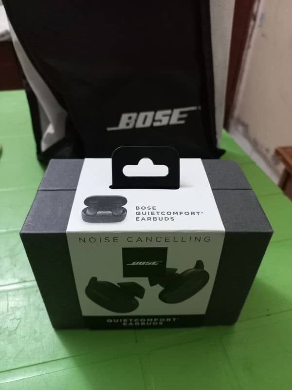 Bose QuietComfort Earbuds 0