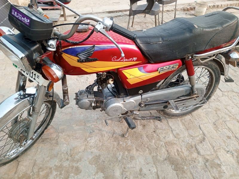 Honda 70 2005 model all document clear Faisalabad number 03067188963 0