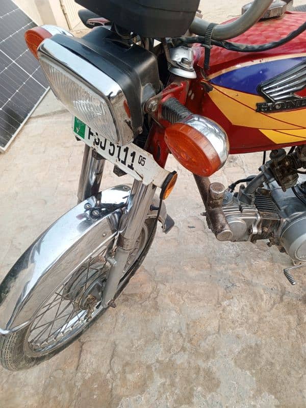 Honda 70 2005 model all document clear Faisalabad number 03067188963 1