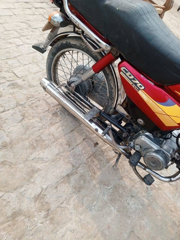 Honda 70 2005 model all document clear Faisalabad number 03067188963 3