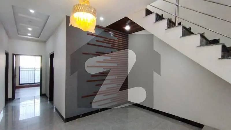 10 MARLA BRAND NEW HOUSE IS AVAILABLE FOR RENT IN LAKE CITY LAHORE 32