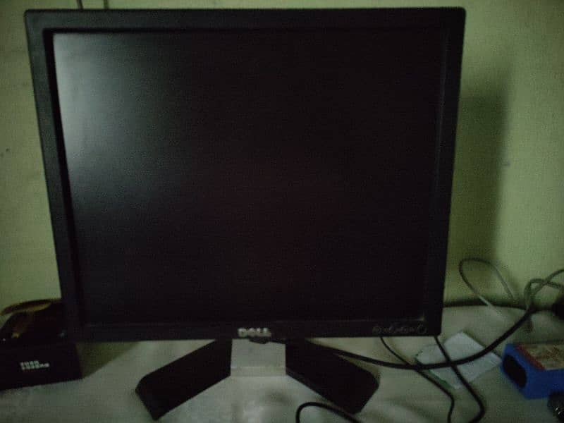 Dell LCD 17" Inches 0