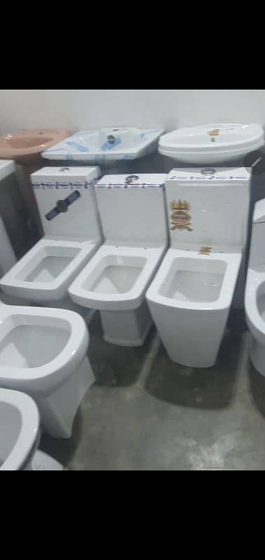 New commode seat Sir 6 Hazar only in mirpue 1