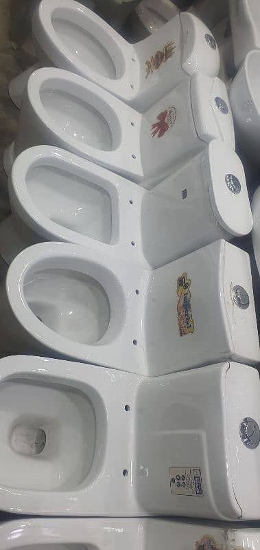 New commode seat Sir 6 Hazar only in mirpue 3