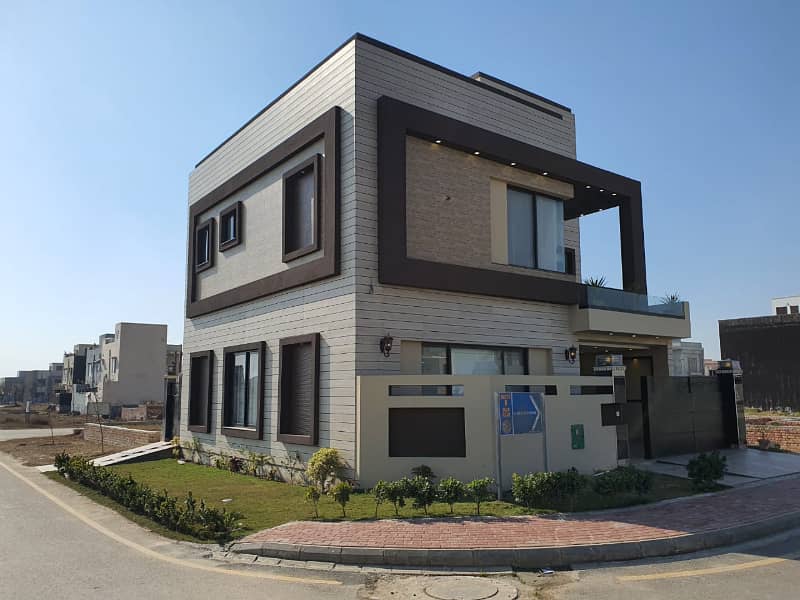 6.5 Marla Corner 80 Feet Wide Road House For Sale In OLC B Block Phase 2 Bahria Orchard Lahore Pakistan 6