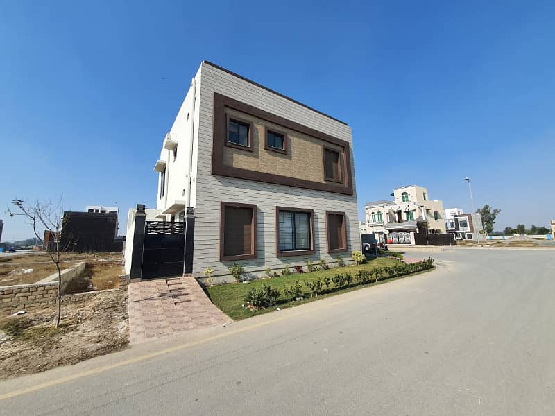 6.5 Marla Corner 80 Feet Wide Road House For Sale In OLC B Block Phase 2 Bahria Orchard Lahore Pakistan 9