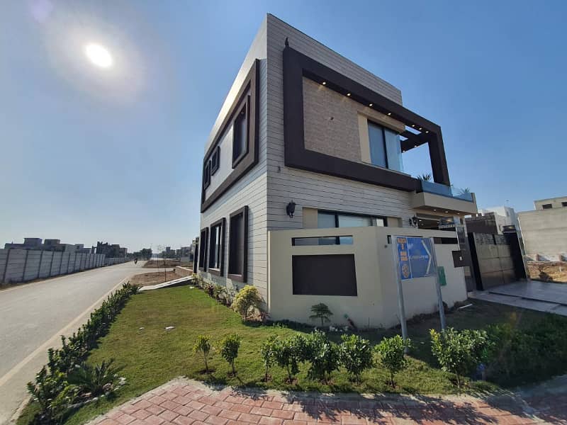 6.5 Marla Corner 80 Feet Wide Road House For Sale In OLC B Block Phase 2 Bahria Orchard Lahore Pakistan 10