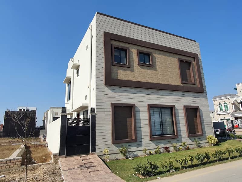 6.5 Marla Corner 80 Feet Wide Road House For Sale In OLC B Block Phase 2 Bahria Orchard Lahore Pakistan 14