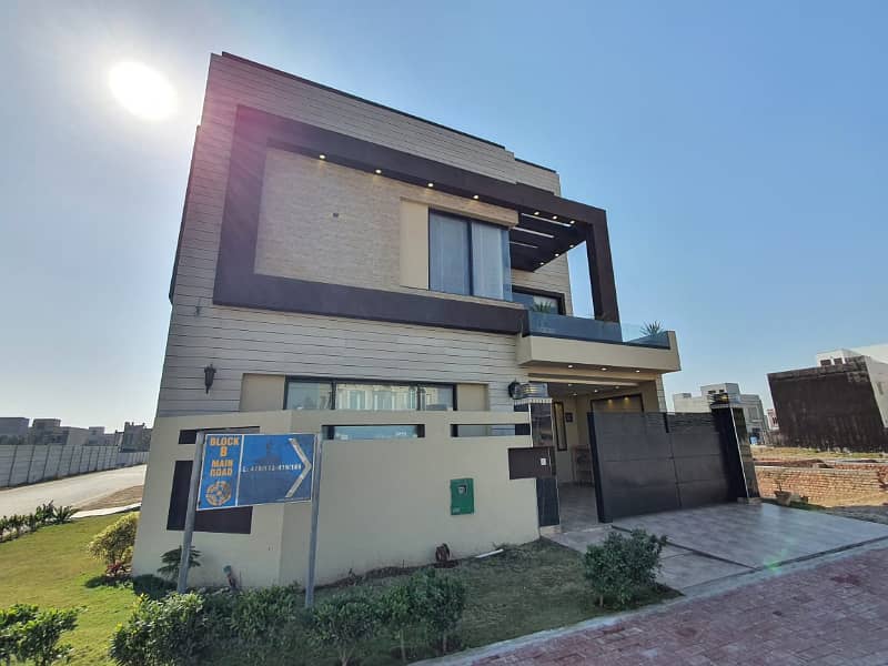 6.5 Marla Corner 80 Feet Wide Road House For Sale In OLC B Block Phase 2 Bahria Orchard Lahore Pakistan 15