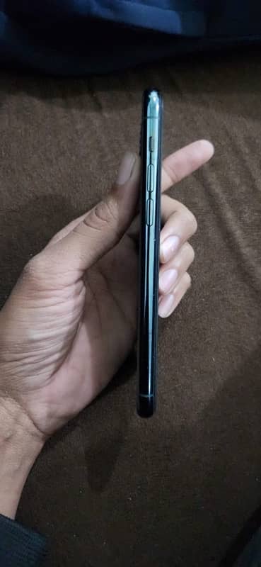 iphone 11pro Pta approved 6