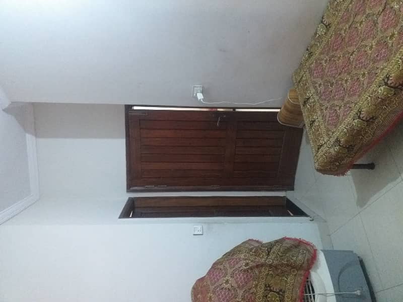 Saprat Entras Available For Rent 2bedrooms Kitchen TV Lounge 15