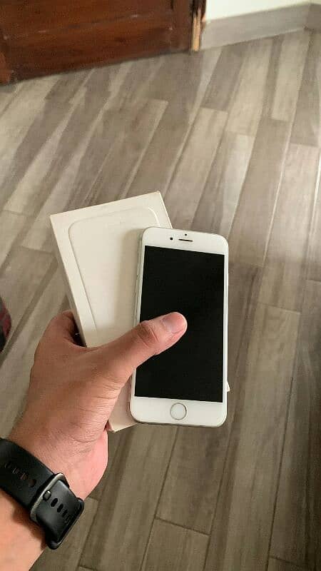 iphone 6 with box and charger pta approve for sale 1