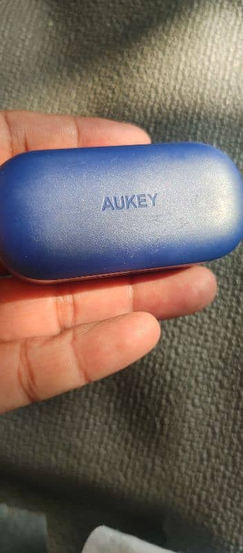 aukey original earbuds 2