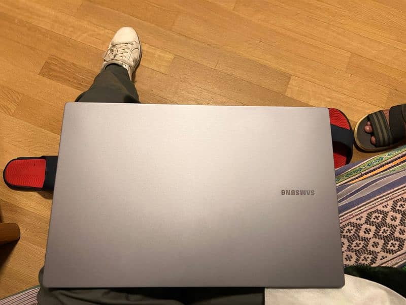 Galaxy Book4 NP750 XGK KG1IT 1