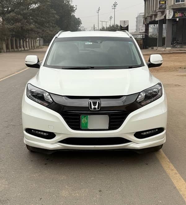 Honda Vezel Z 2015 1