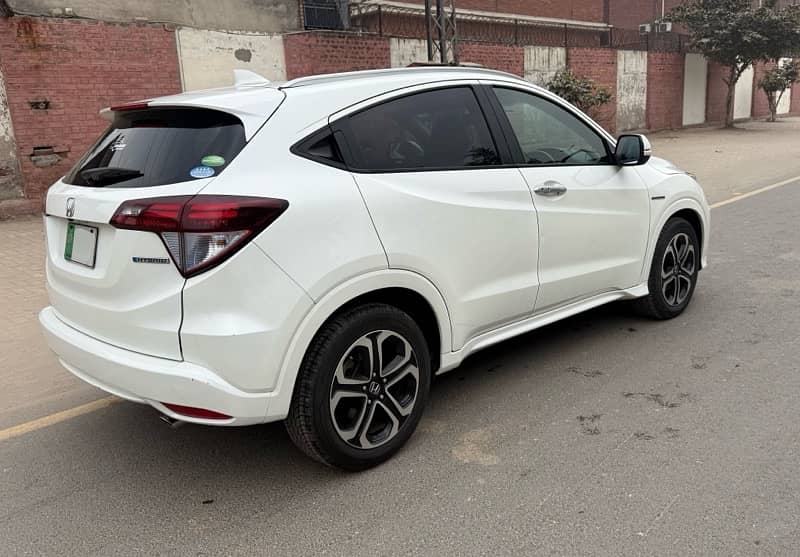 Honda Vezel Z 2015 5