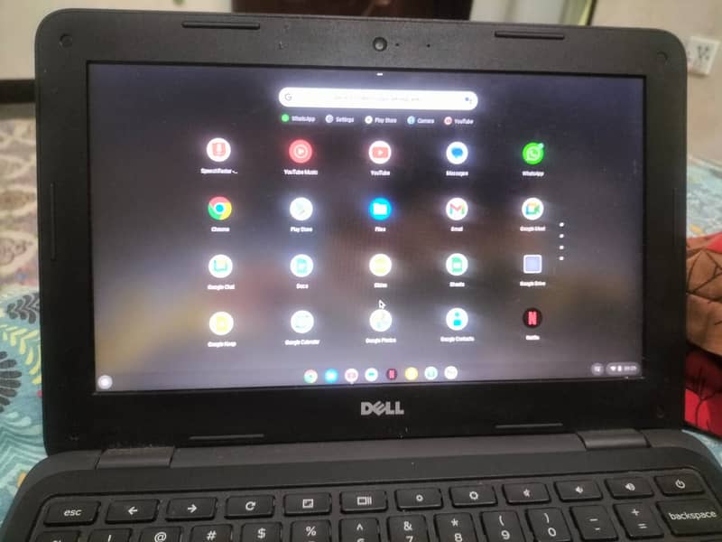 DELL  chromebook 3180 3