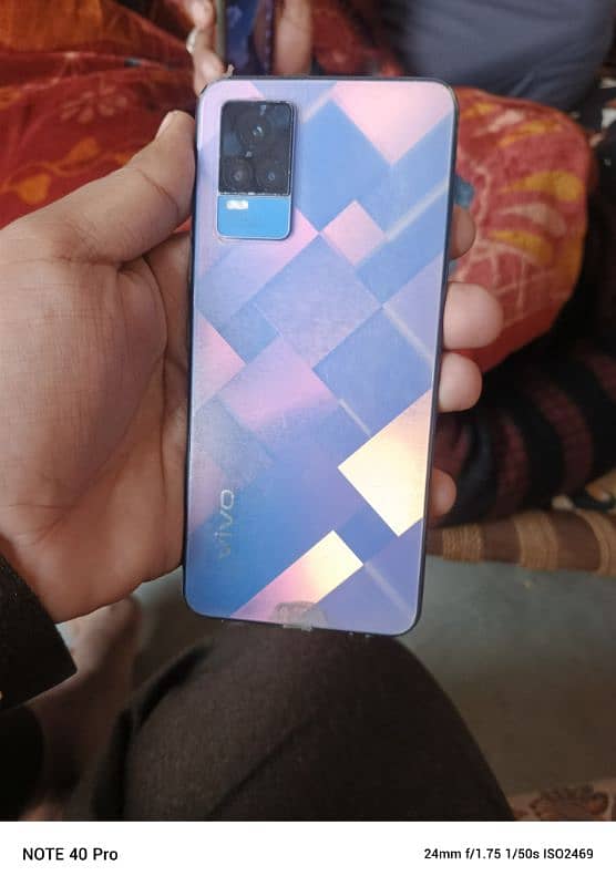 Vivo V 21 e box ok 0