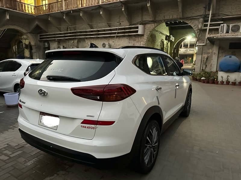 Hyundai Tucson 2022 Pakwheels 9.7 Rating 4