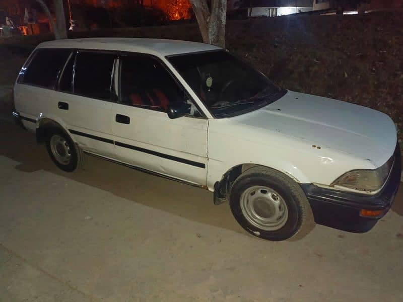 Toyota Corolla 1988 5