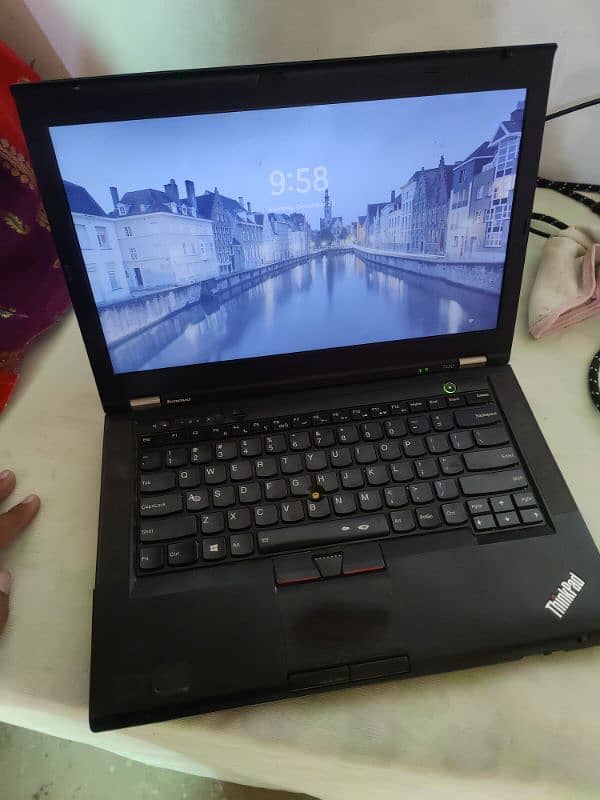 Lenovo T430 3rd Gen i5 6gb ram 320gb hhd laptop 0