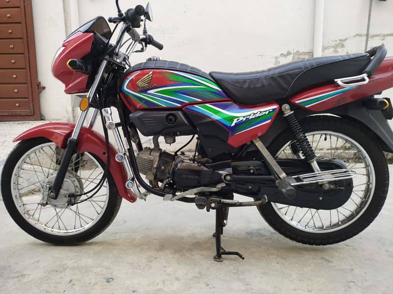 Honda Pridor (CD-100) in Mint condition 1