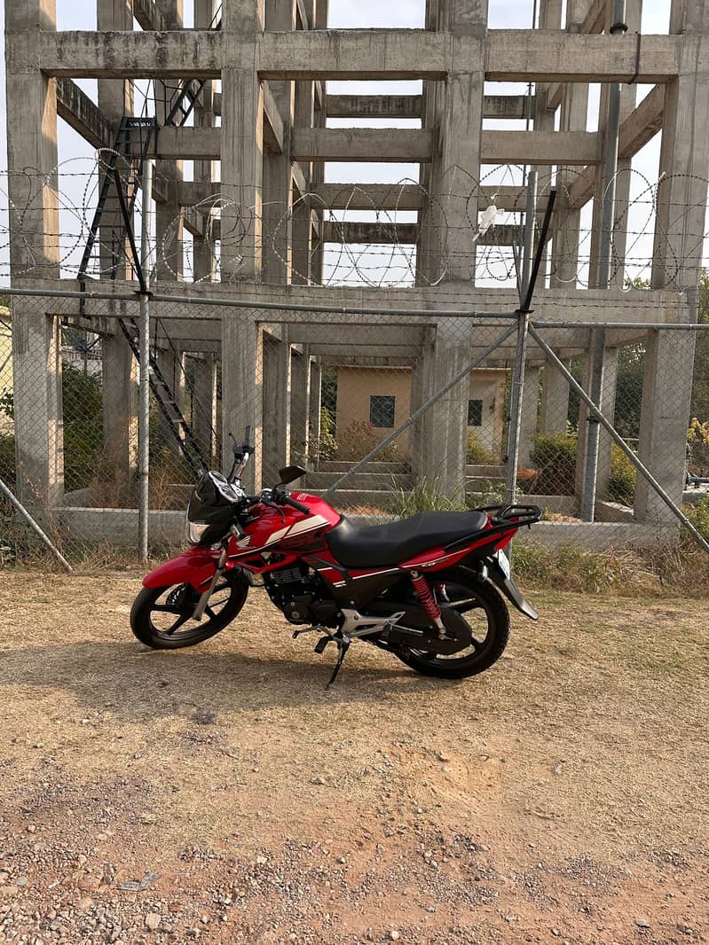 Honda CB 150 contact 03105212309 2