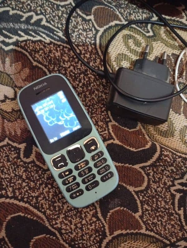 Nokia 105 original condition with charger 1