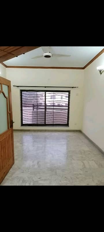 10 Marla Upper Portion for Rent in G-13 0