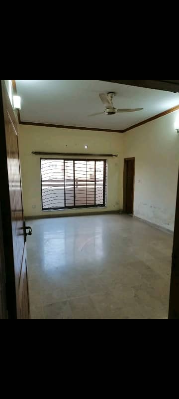 10 Marla Upper Portion for Rent in G-13 13