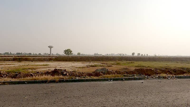 Prime Location LDA City Phase 1 Residential Plot Sized 5 Marla Is Available 23