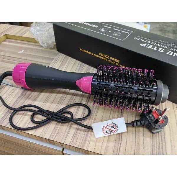 Lightweight And Ergonomic Hair Dryer Brush 2