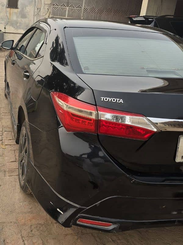 Toyota Corolla GLI 2015 1