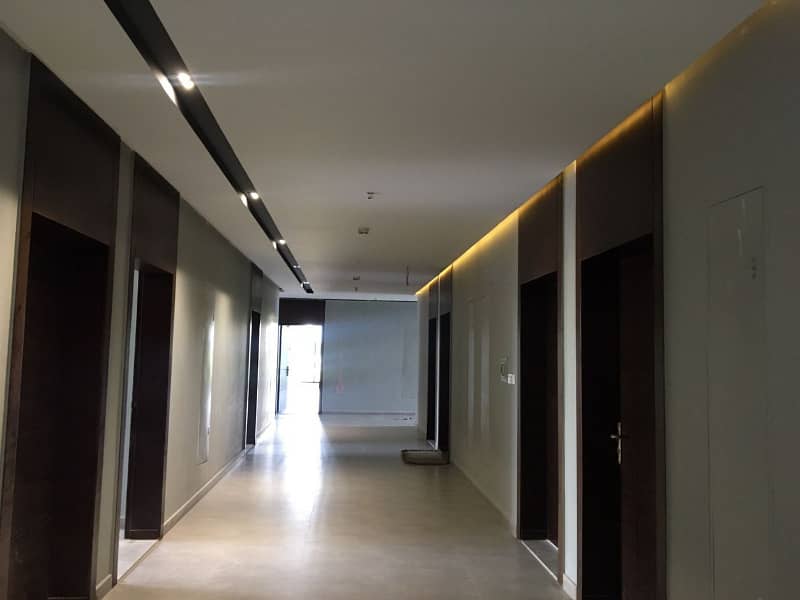 555 Sq Ft Commercial Space For Rent In Brand New Plaza Available On Rent In G-9 Markaz 0