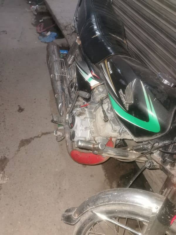 honda 125 13 modal in Lalamusa  honda70 k sath exchange b ho Jay gi 0