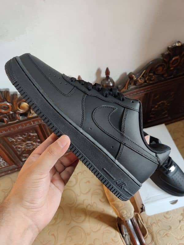 AIR FORCE 1 TRIPLE BLACK 1