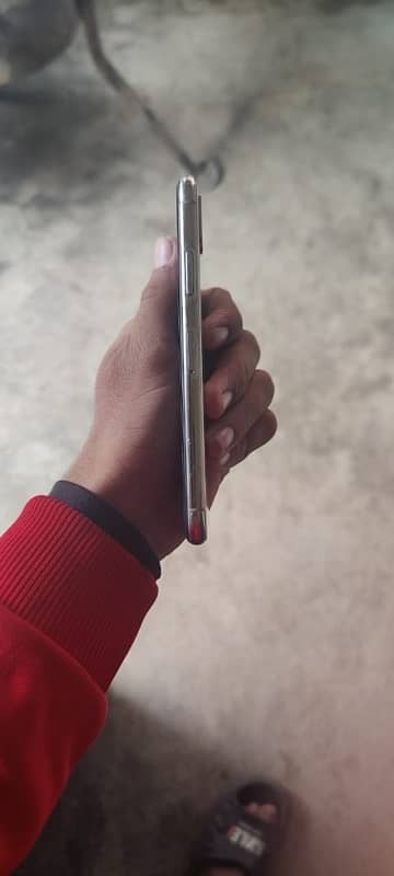 IPHONE X NON PTA WHITE COLOUR 64 gb exchange possibles 3