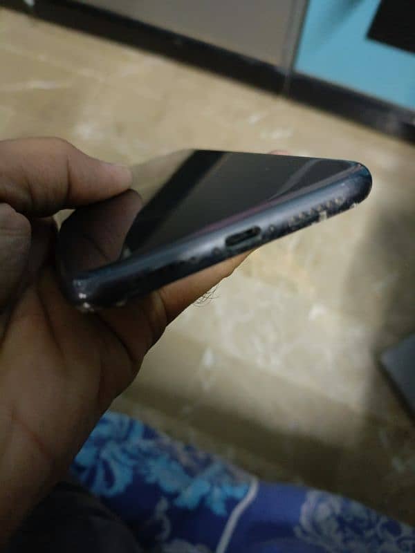 iphon 11 128gb no pta 4