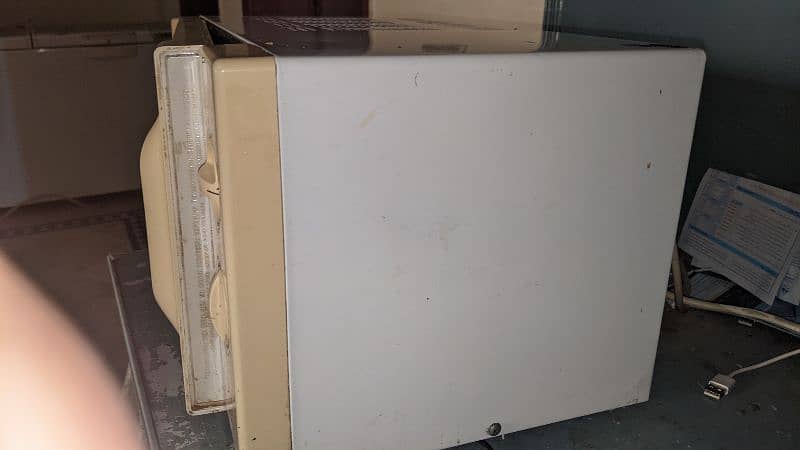 Dawlance Microwave Oven Urgent Sell 4