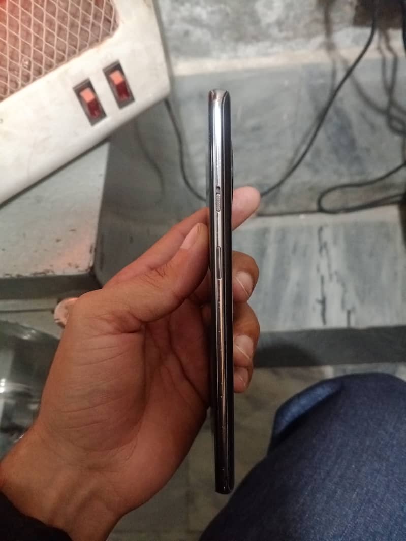 One Plus 7T 4