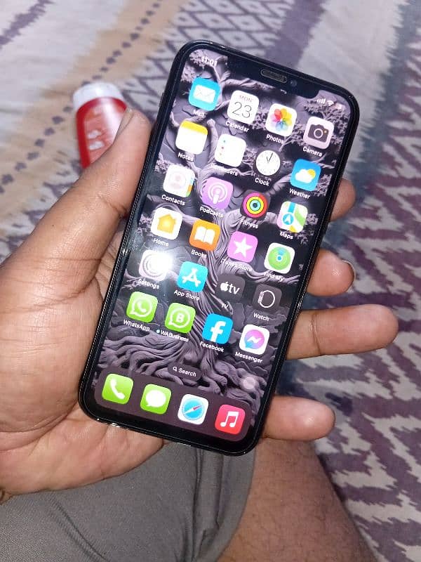 iphone 11 Pro 256 Gb PTA Approved 1