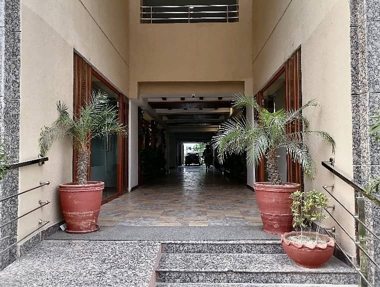 Flat Of 12 Marla In Askari 11 - Sector B Apartments For sale 0