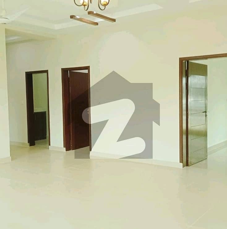 10 Marla Flat In Askari 11 - Sector B Apartments Best Option 3