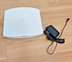 Tplink EAP330 Access Point AC1900 Wireless Dual Band Gigabit Ceiling M