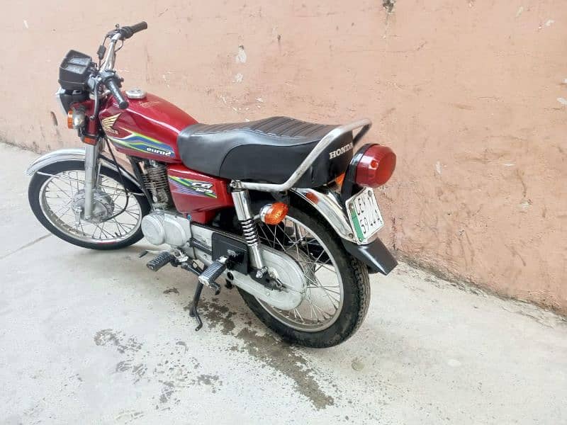 Honda 125 Model 2017 Lahore Number 3