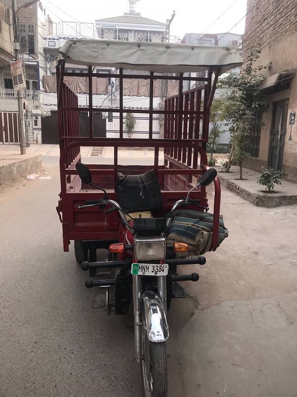 Crown 100 cc loader riksha 2